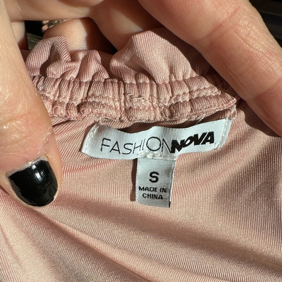 Fashion Nova Pale Pink Long Sleeve Ruffle Bodysuit - Picture 4 of 7